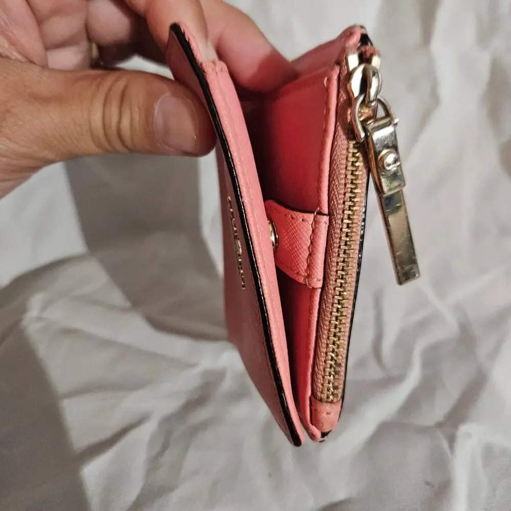 Kate Spade Pink Wallet
